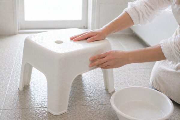 お風呂のイスや洗面器のザラザラ汚れ！重曹を使ったピカピカお掃除法